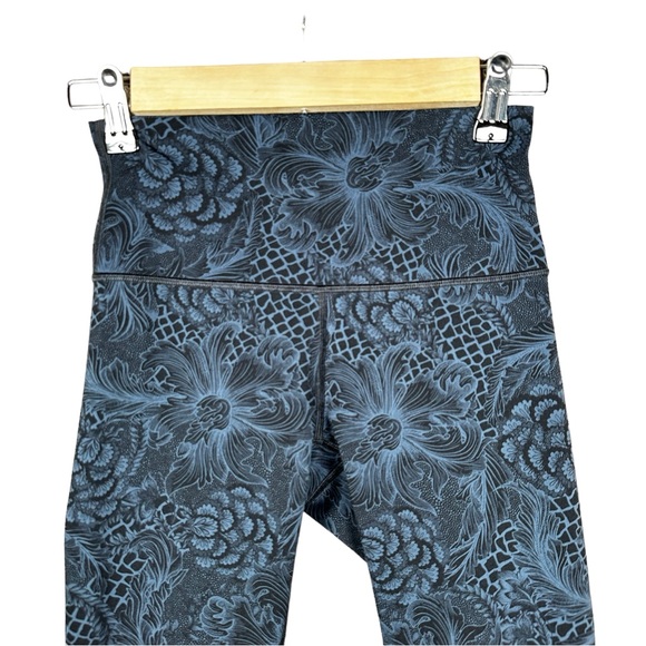 LULULEMON Wunder Under Hi-Rise 1/2 Tight *Full-On Luxtreme 17" in Nouveau Mach - Picture 7 of 11